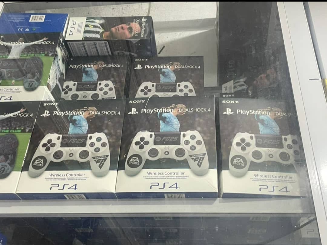 Ps4 controllers