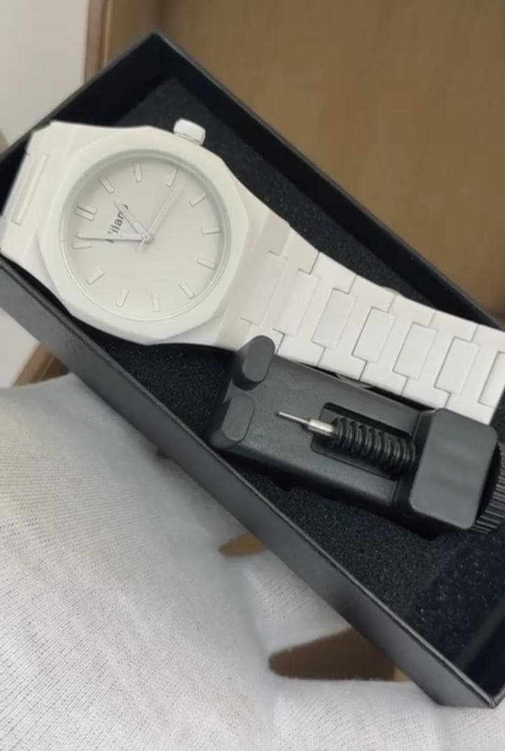 Arabic Aura watch