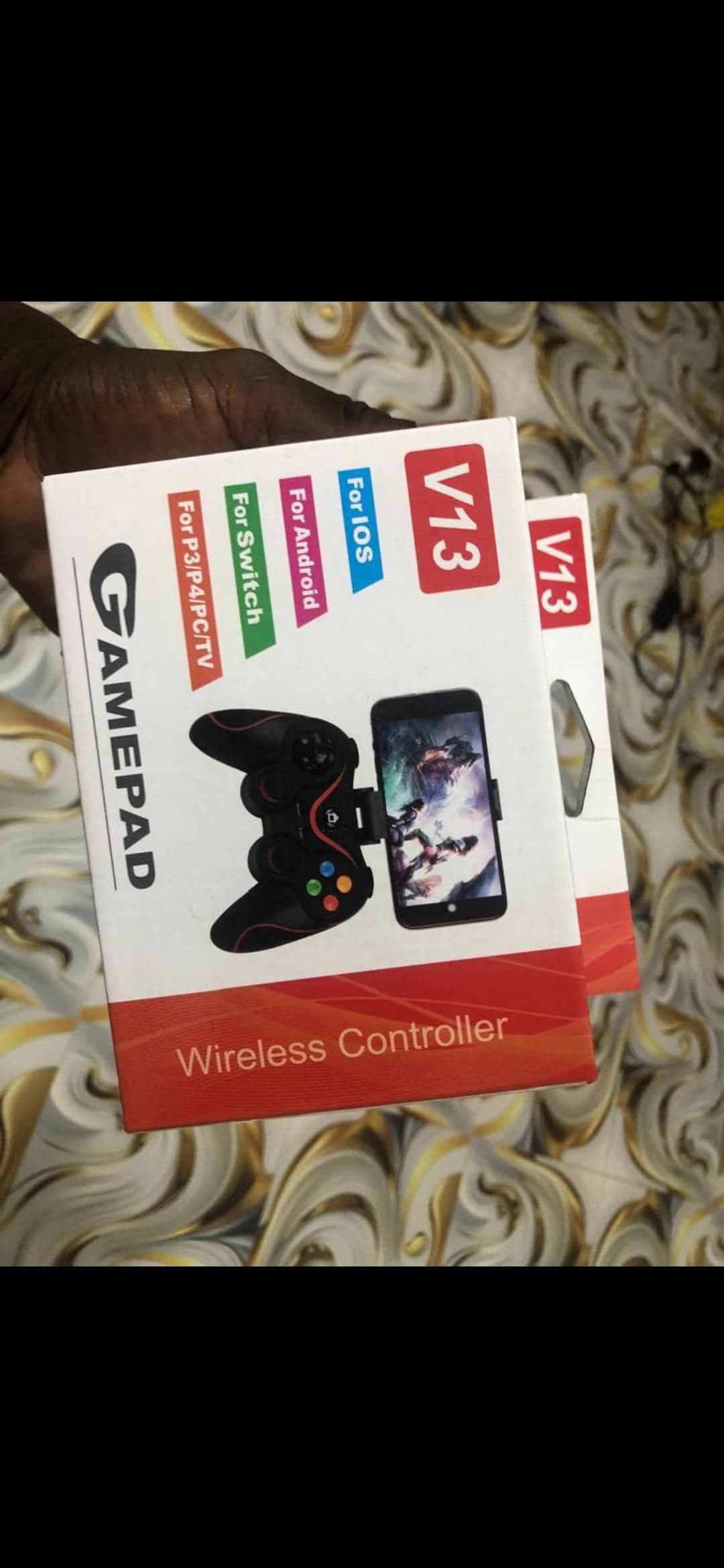 V 13 game pad